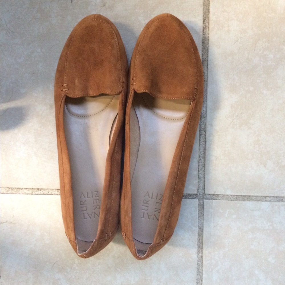 Brown Naturalizer flats/loafers